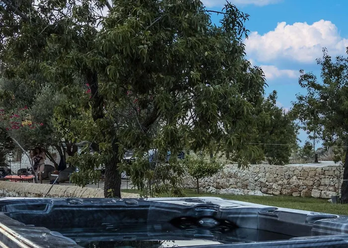 Giniusa' Mit Whirlpool-badewanne By Interhome Lido di Noto